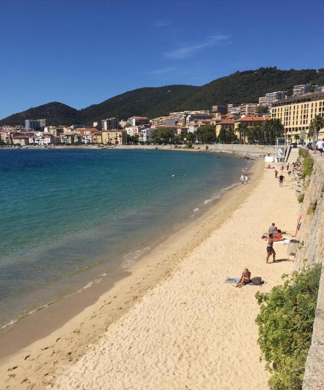 Vieille Ville D Ajaccio De 1 A 4 Pers A 300M Du Port Et A 15 Mn De Laeroport Proches De Plus Belles Plages Et Ttes Commodites A Proximite Zewnętrze zdjęcie